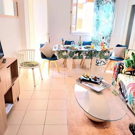 Ooo Spacious Space Ooo Center, Beach On Foot, 3 Persons * Antibes