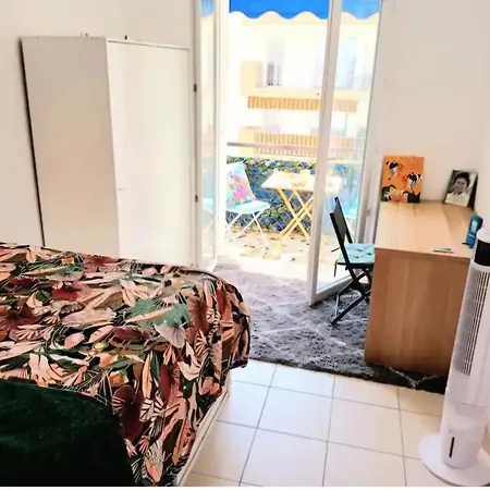 Alloggio in famiglia Ooo Spacious Space Ooo Center, Beach On Foot, 3 Persons